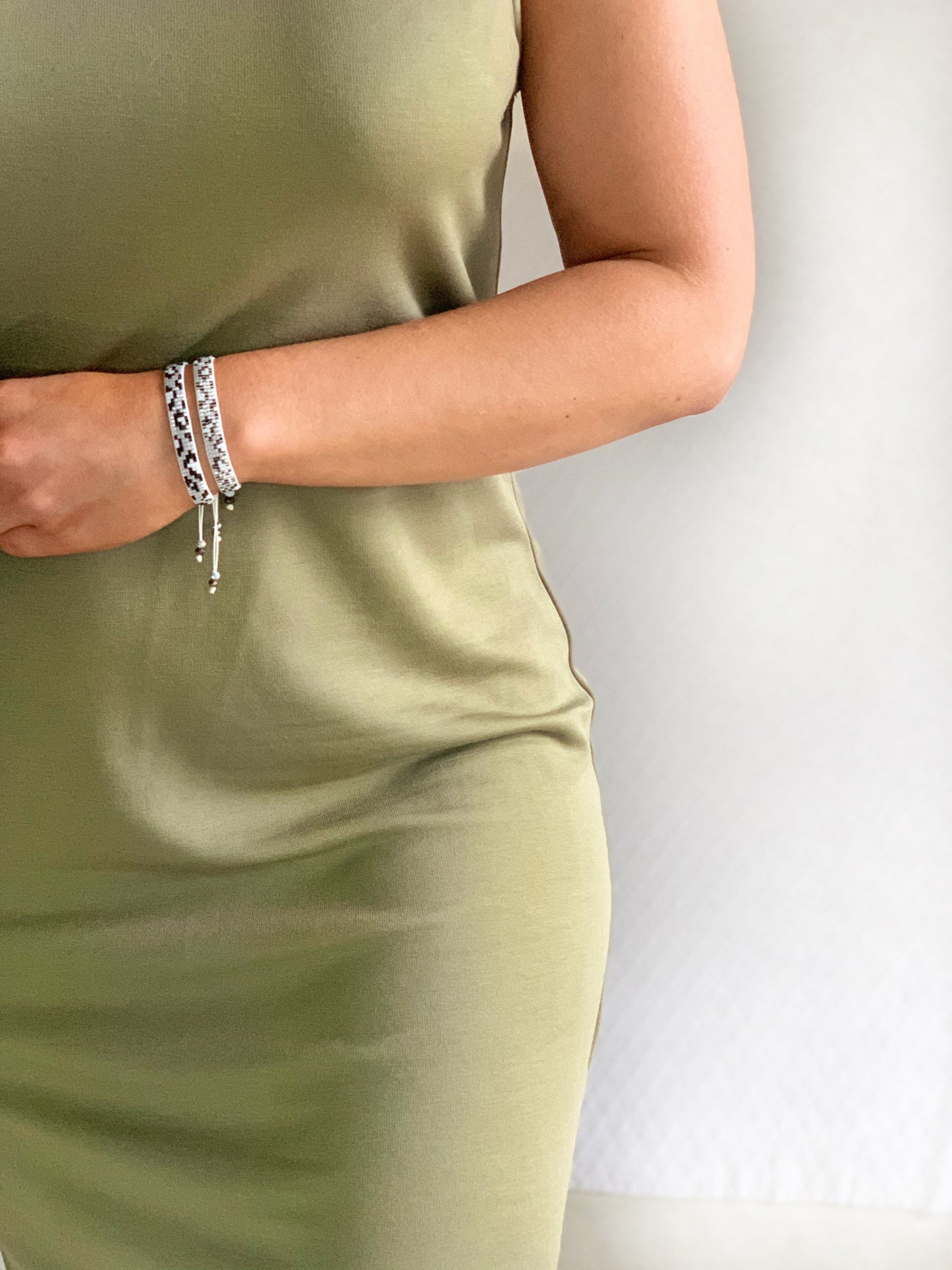 Grey (Left)  - Silver (Right)