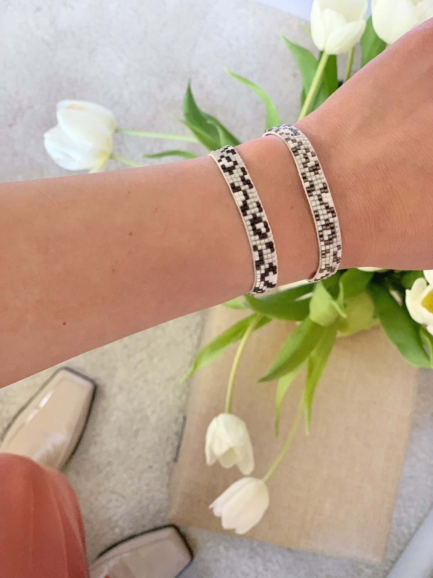 Grey (Left)  - Silver (Right)